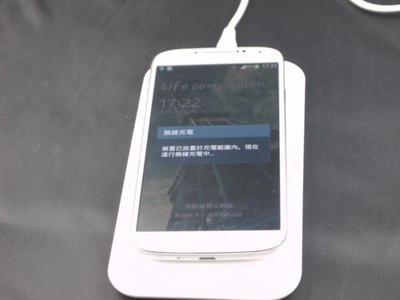 【工廠批發(fā)QI標(biāo)準(zhǔn)通用 無線充電器發(fā)射端 無線發(fā)射 高性價(jià)比秒殺q9a】價(jià)格,廠家,圖片,手機(jī)充電器,深圳市宏盛電子科技-